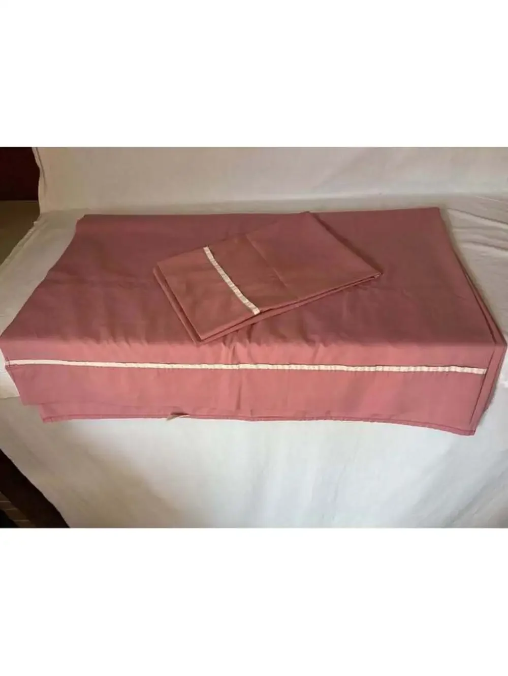 Dusty Rose Bed Sheet and Pillowcase Set